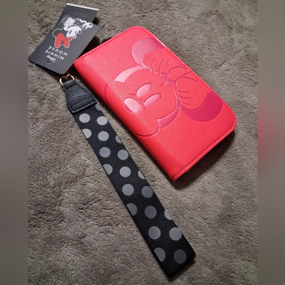 Minnie Mouse Phone Case Tech Wallet w/Wrist Strap Disney $34 Gift NWT